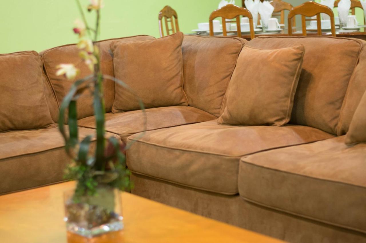 Beverly'S Oasis Suites Scarborough Kültér fotó